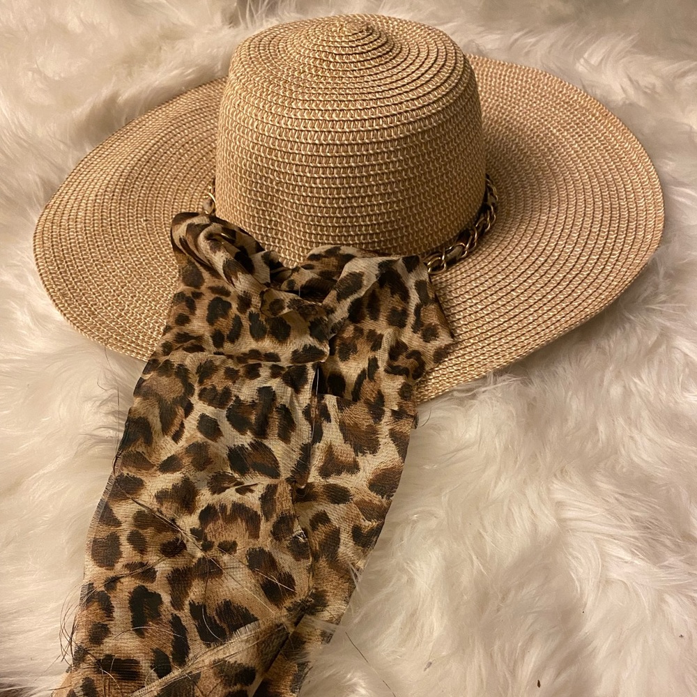 Beach hat
